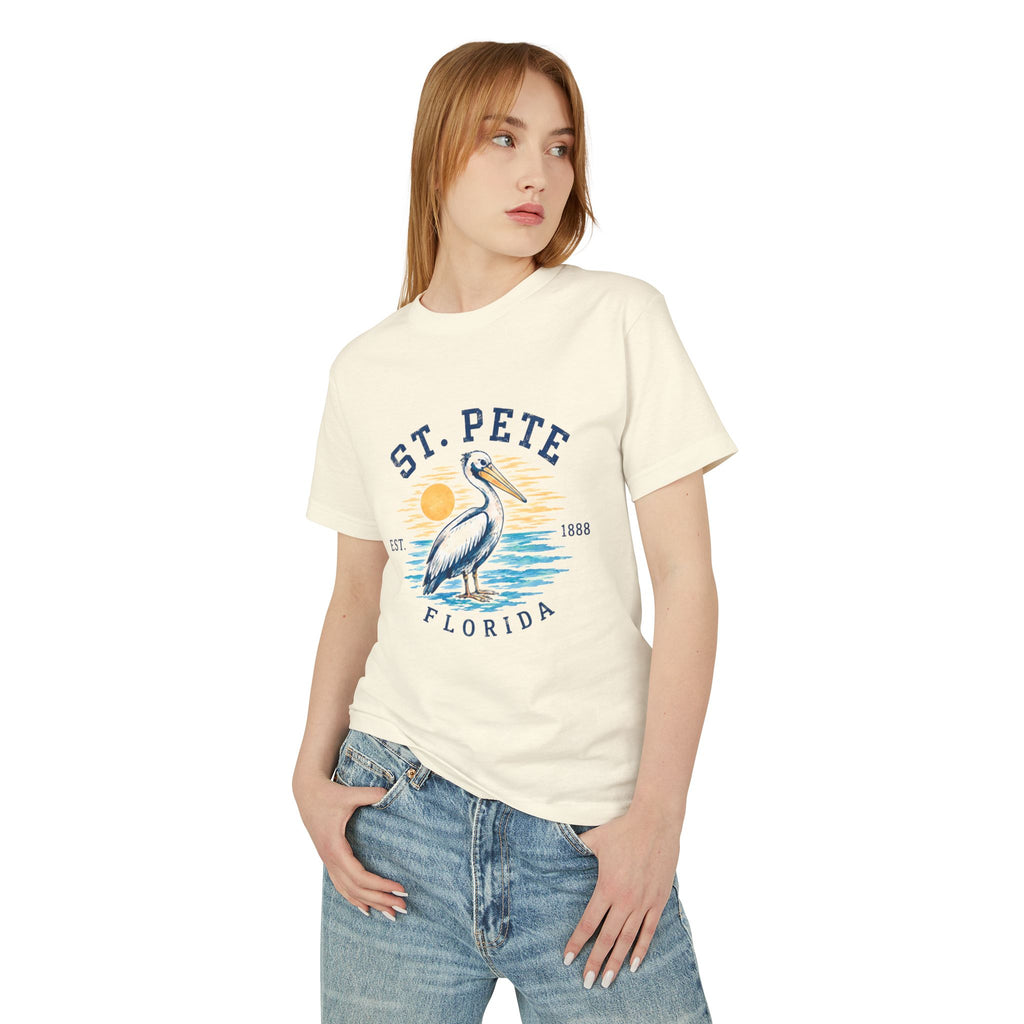 St. Pete Pelican Tee — Vintage Florida Beach T‑Shirt